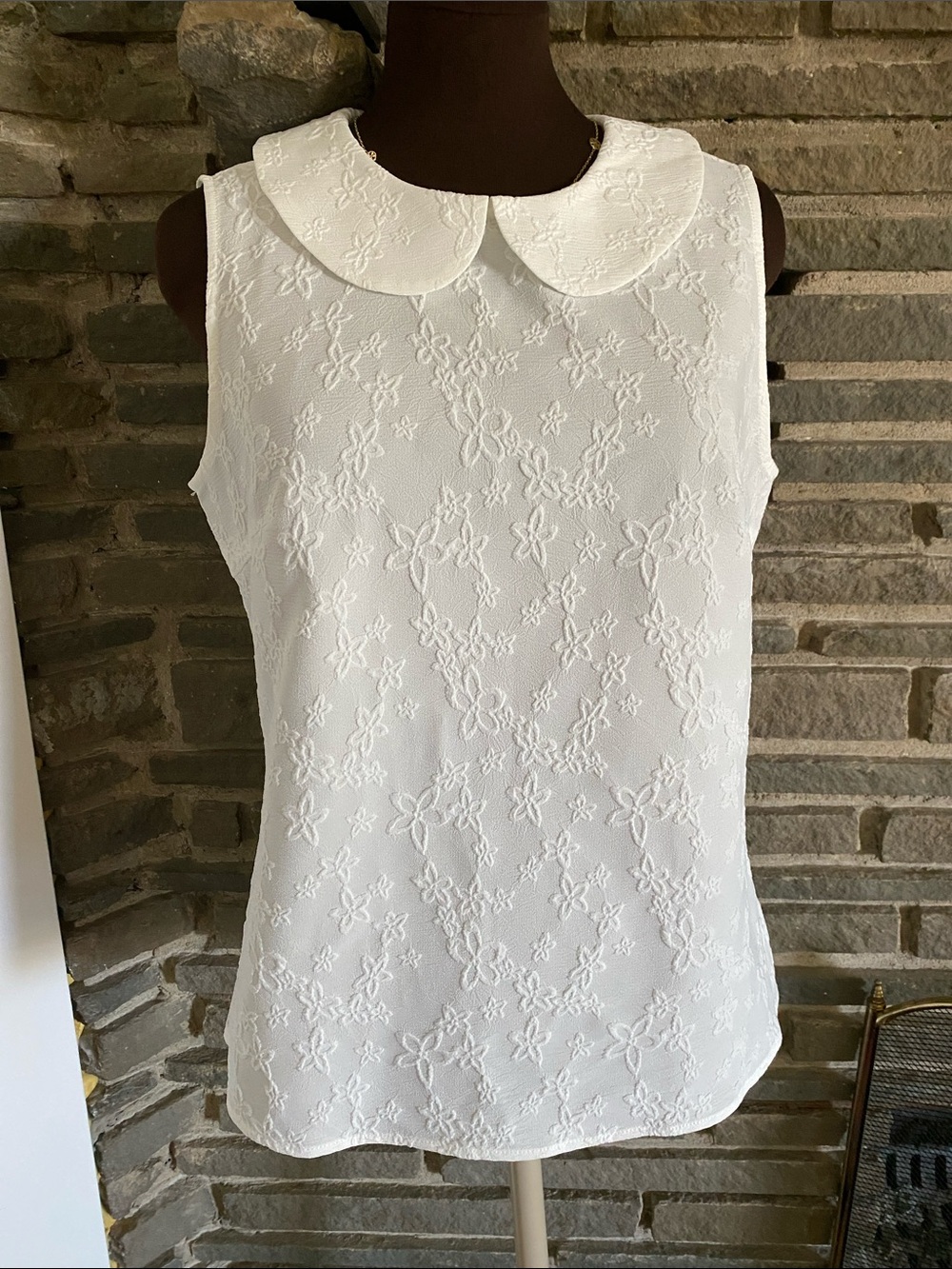 Allegra k White shirt top blouse tunic Embroidered bouquet Peter Pan Collar